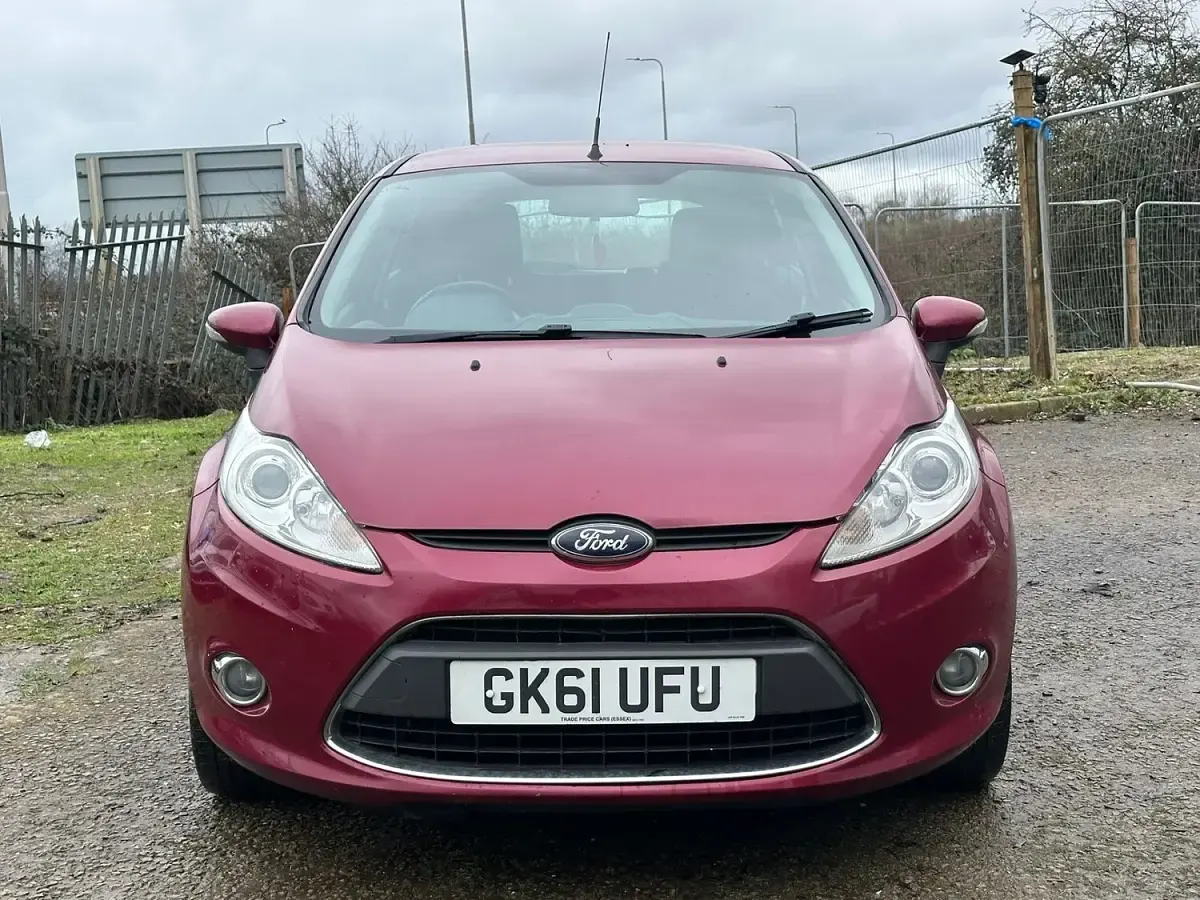 Used Ford Fiesta Zetec 2011 Red Hatchback