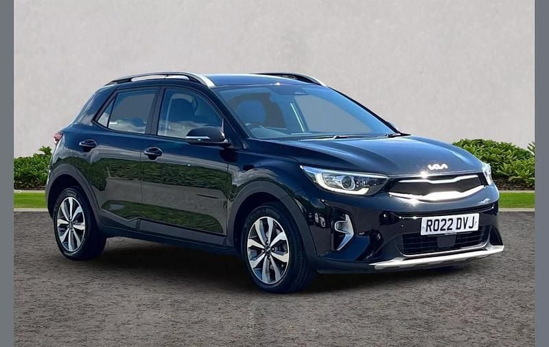 Black Used 2022 Kia Stonic 2 SUV | £15,498 (Fair price) - Image 1/4