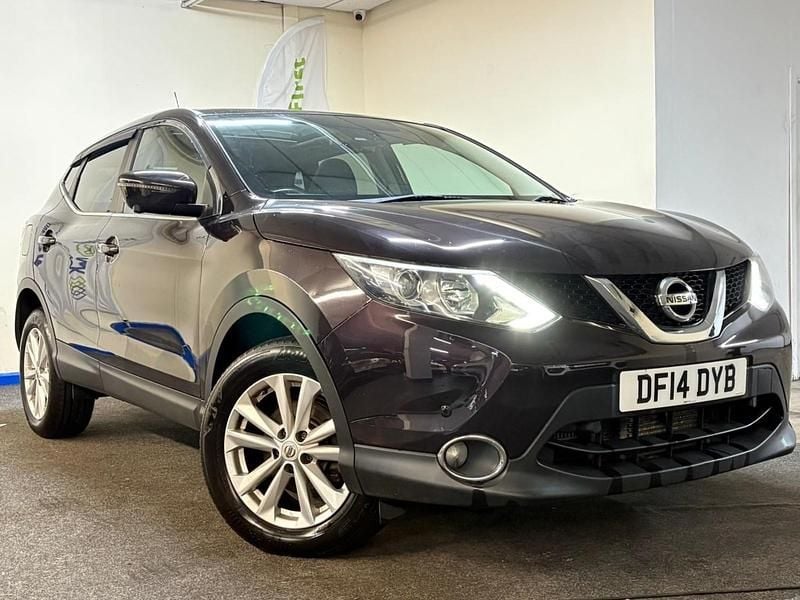 Black Used 2014 Nissan Qashqai Acenta Premium SUV | £7,995 (Good price) - Image 1/4