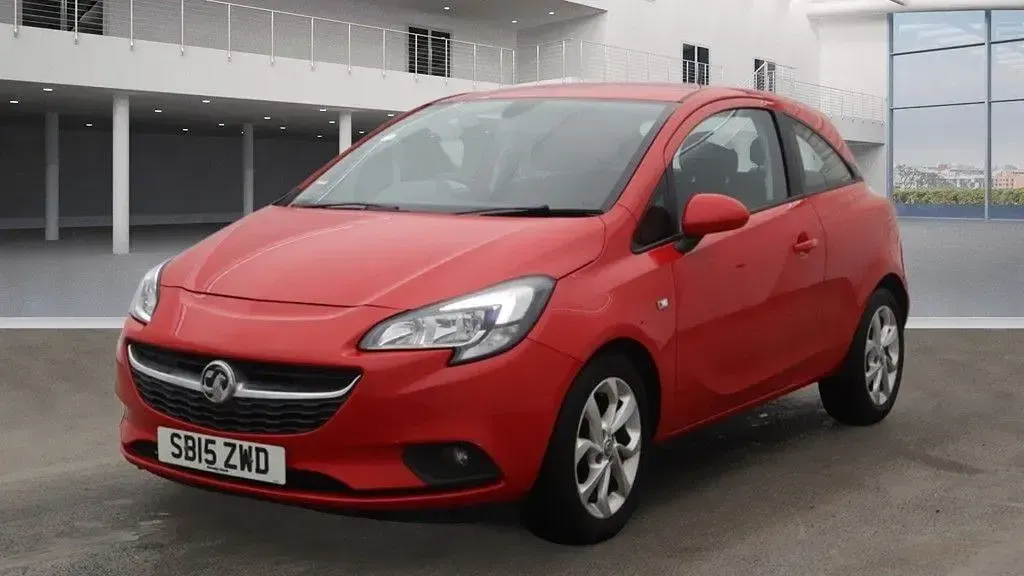 Used Vauxhall Corsa Excite 89 HP (65 kW) 2015 Red Hatchback