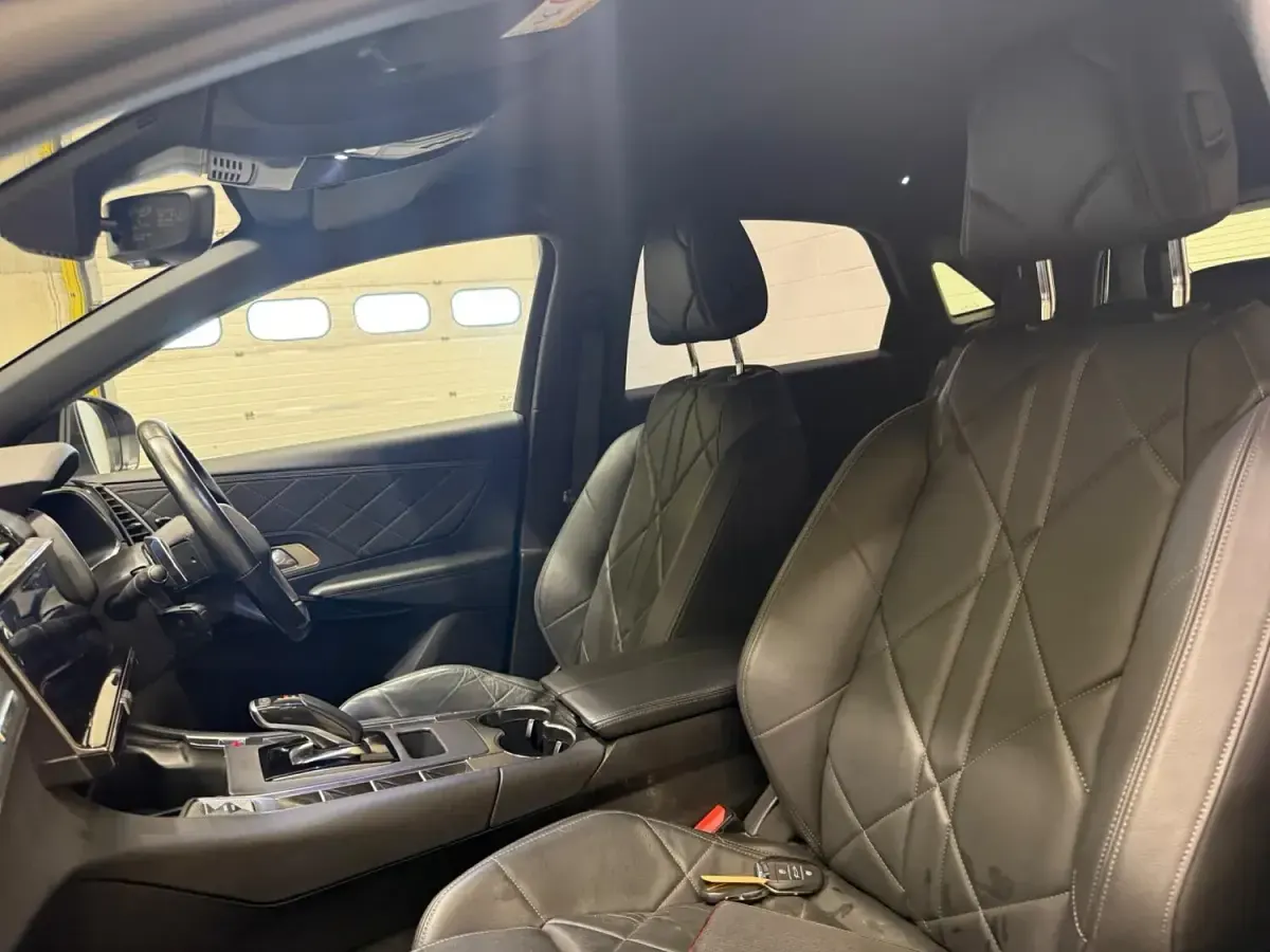 Used DS Automobiles DS7 Crossback Rivoli 225 HP (165 kW) 2022 Grey SUV