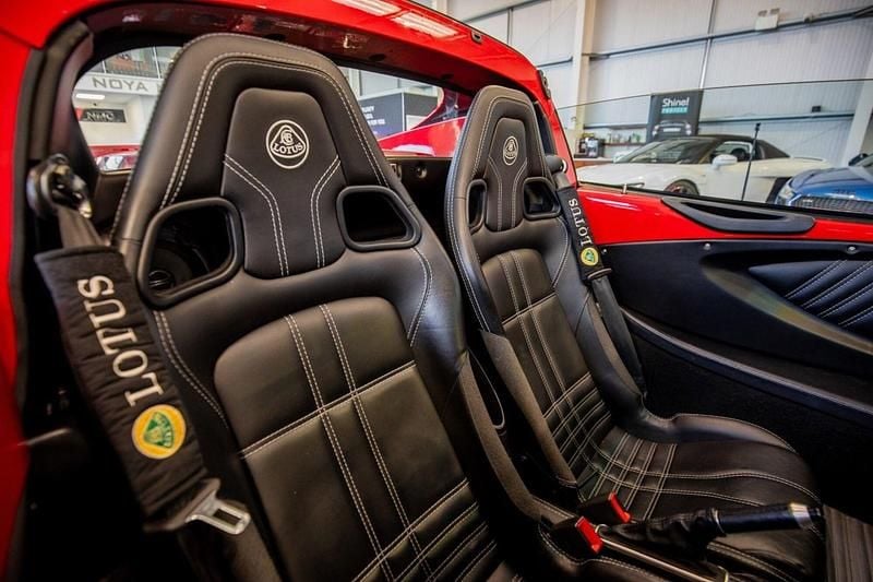 Used Lotus Elise 2016 Red Cabriolet