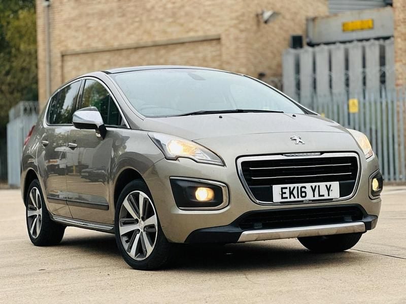 Grey Used 2016 Peugeot 3008 Allure Hatchback | £3,995 (Good price) - Image 1/4