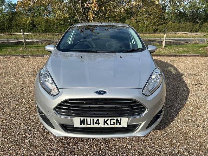 Used Ford Fiesta Titanium 2014 Silver Hatchback