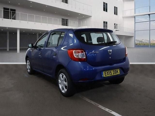 Used Dacia Sandero Ambiance 75 HP (55 kW) 2015 Blue Hatchback