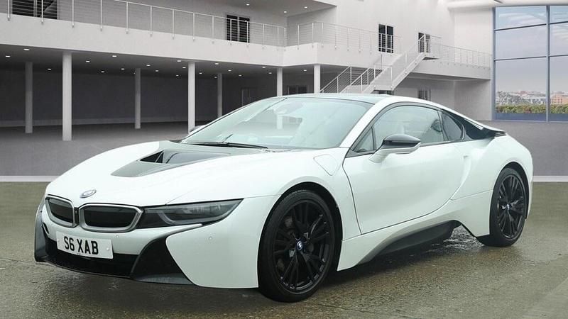 Used BMW i8 2018 White Coupe