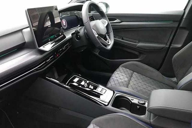 Used VW Golf VIII 150 HP (110 kW) 2026