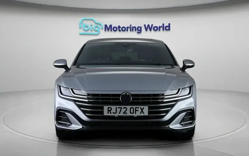 Usado VW Arteon R-line 190 HP (139 kW) 2024 Carrinha
