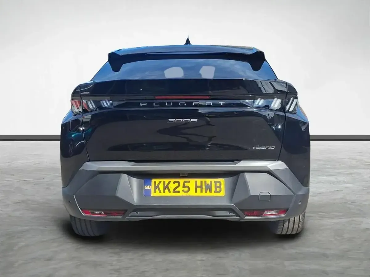 Used Peugeot 3008 Allure 143 HP (105 kW) 2025 Black SUV