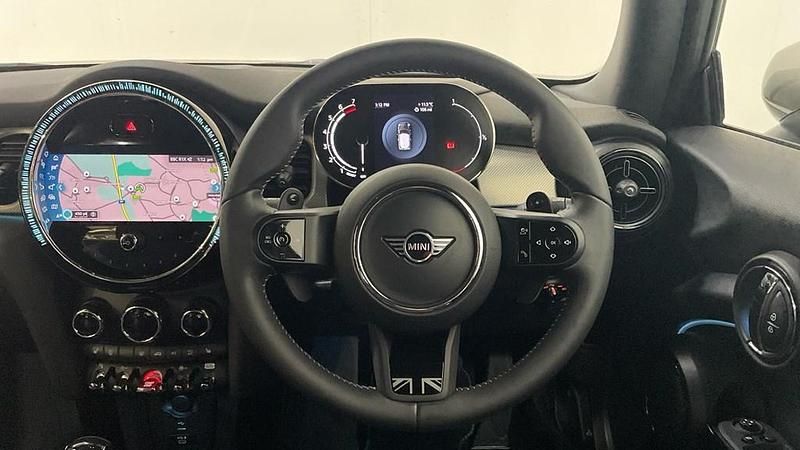 Used Mini Cooper S Exclusive 192 HP (141 kW) 2021 Black Hatchback