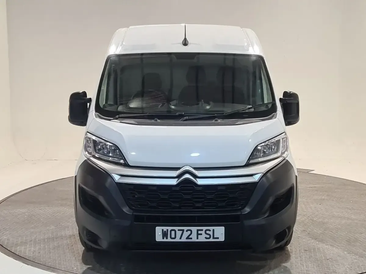 Usado Citroën Relay 140 CV (102 kW) 2023 Blanco Van