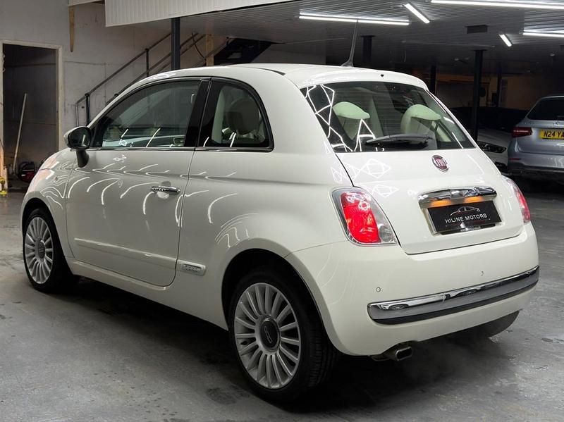 Used Fiat 500 Lounge 69 HP (50 kW) 2015 White Hatchback