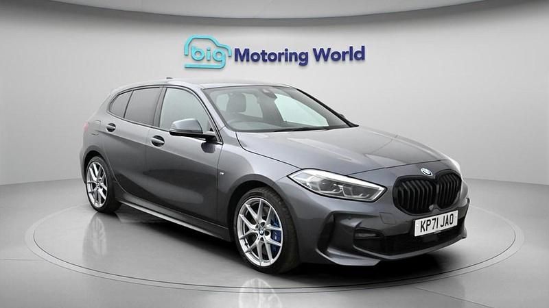Used BMW 118 M Sport 136 HP (100 kW) 2021 Grey Hatchback