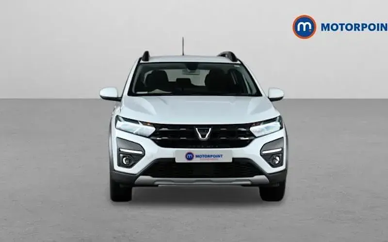 Used Dacia Sandero Comfort 91 HP (66 kW) 2022 White Hatchback