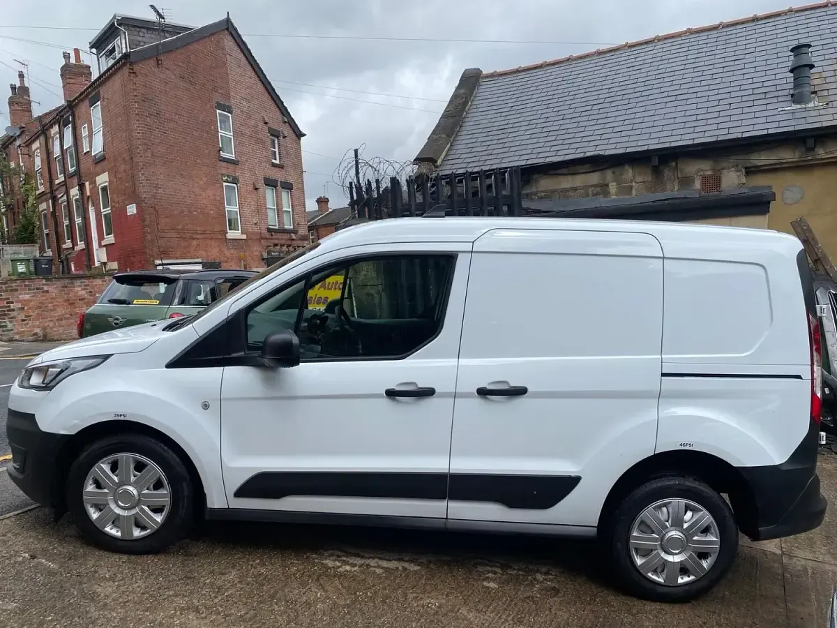 Used Ford Transit Connect S 75 HP (55 kW) 2023 White MPV