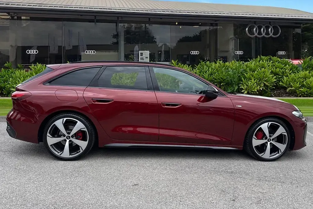 Used Audi A5 Advanced 150 HP (110 kW) 2025 Red Estate