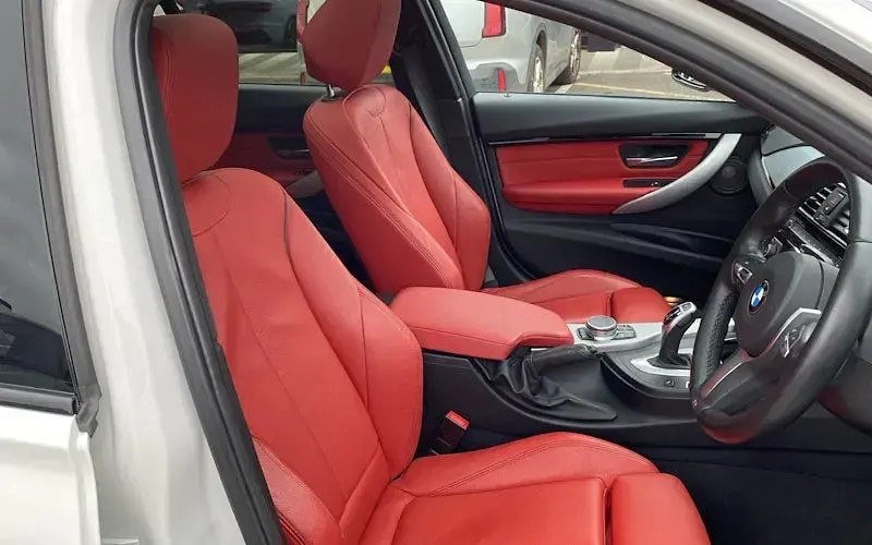 Used BMW 320 M Sport 184 HP (135 kW) 2019 White Estate