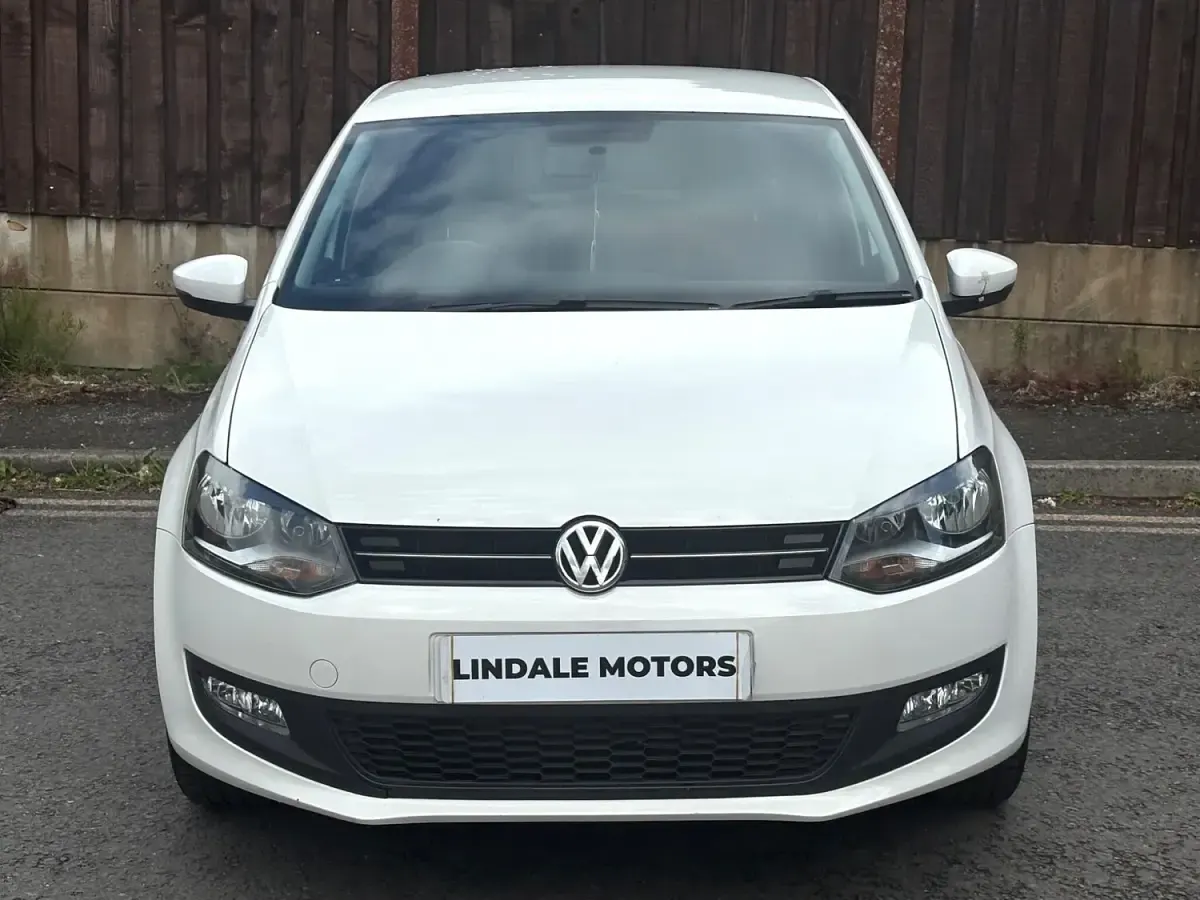 Used VW Polo Edition 60 HP (44 kW) 2014 White Hatchback