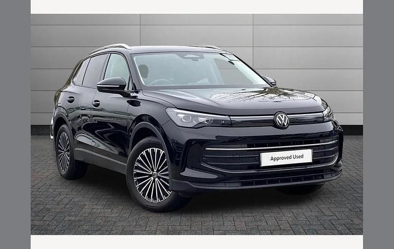 Used VW Tiguan Match 147 HP (108 kW) 2025 Black SUV