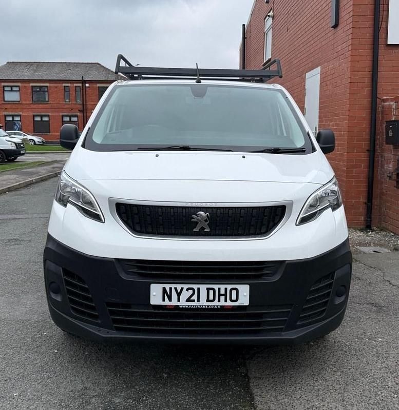 Used Peugeot Expert Premium 100 HP (73 kW) 2021 White Van