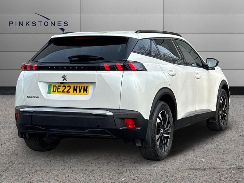 Used Peugeot e-2008 Allure Premium 50 kW (68 HP) 2022 SUV