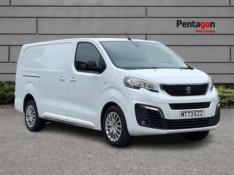 White Used 2023 Peugeot Expert Premium Van | £14,495 (A bit pricey) - Image 1/4