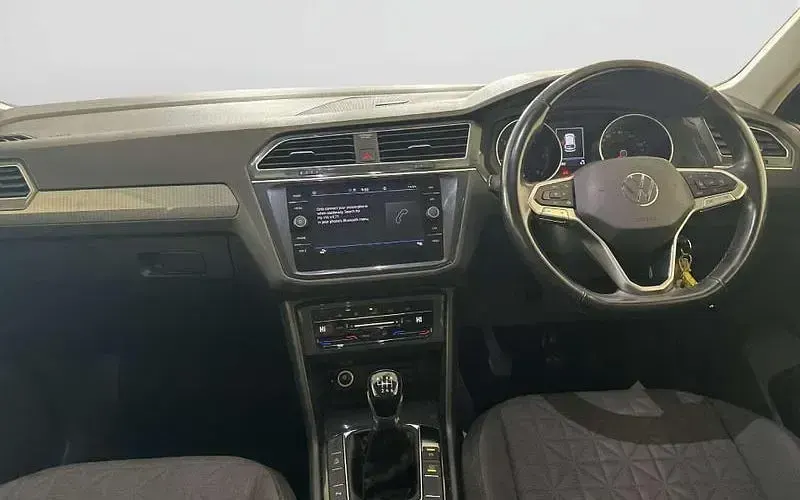 Second-hand VW Tiguan Life 150 CP (110 kW) 2023 SUV