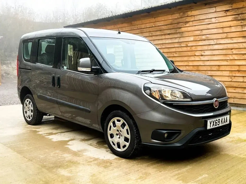 Used Fiat Doblò 2019 Grey MPV