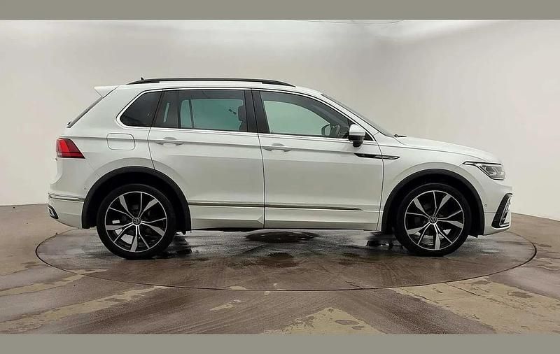 Used VW Tiguan R-line 150 HP (110 kW) 2022 White SUV