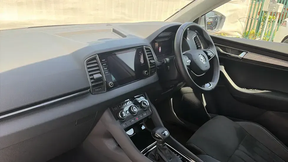 Used Skoda Karoq SE L 150 HP (110 kW) 2024 Silver SUV