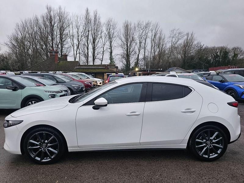 Used Mazda 3 Inclusive 2023 White Hatchback