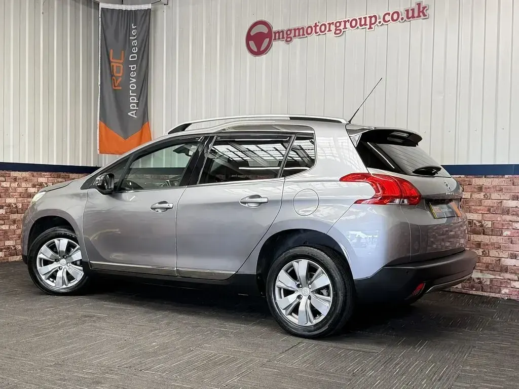 Used Peugeot 2008 Allure 82 HP (60 kW) 2015 Grey SUV