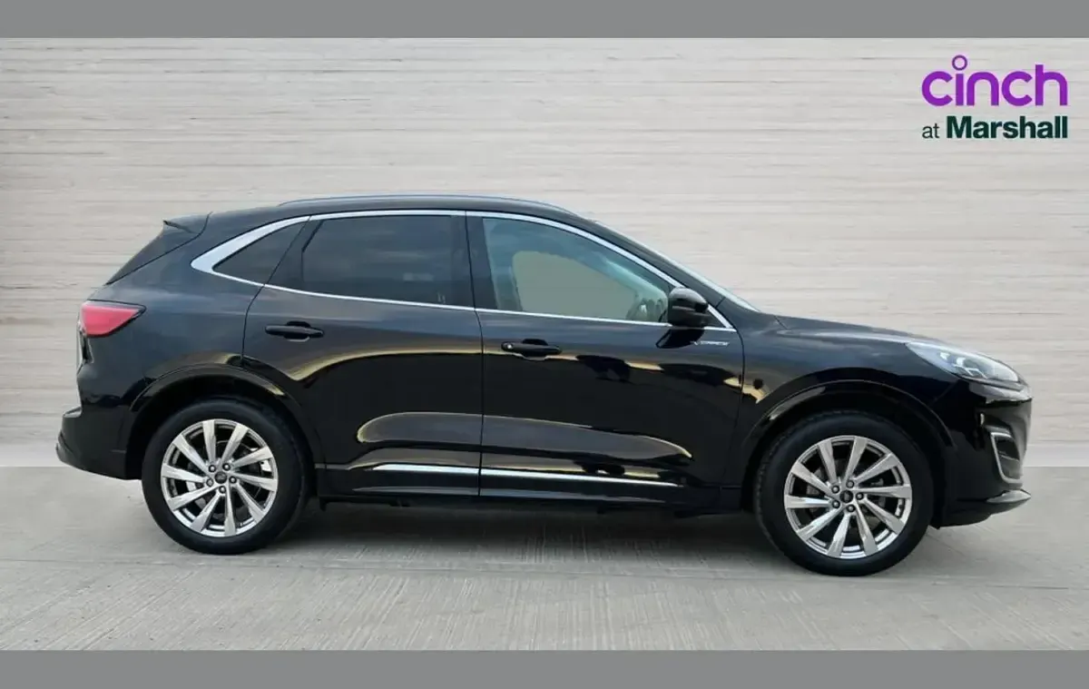 Used Ford Kuga Vignale 225 HP (165 kW) 2023 Black SUV