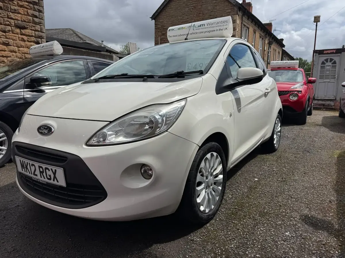 Used Ford Ka Zetec 69 HP (50 kW) 2012 White Hatchback