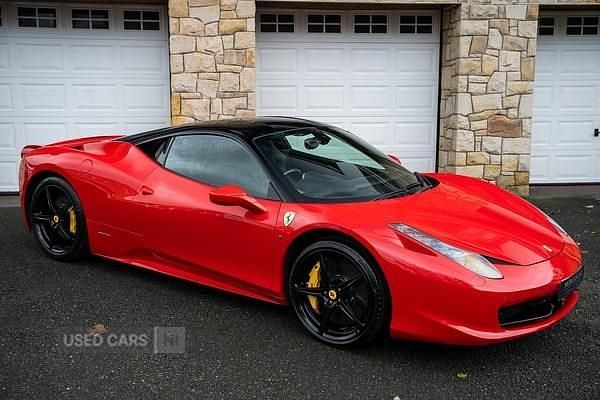 Used Ferrari 458 570 HP (419 kW) 2011 Red Coupe