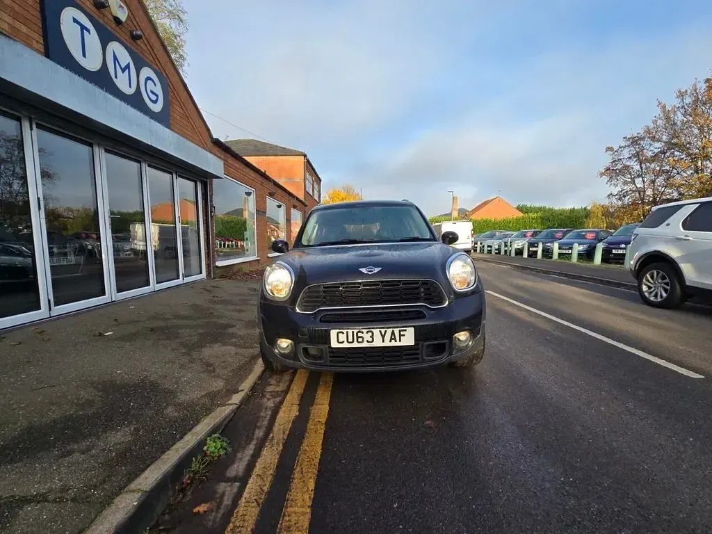 Used Mini Cooper SD 143 HP (105 kW) 2013 Black Hatchback