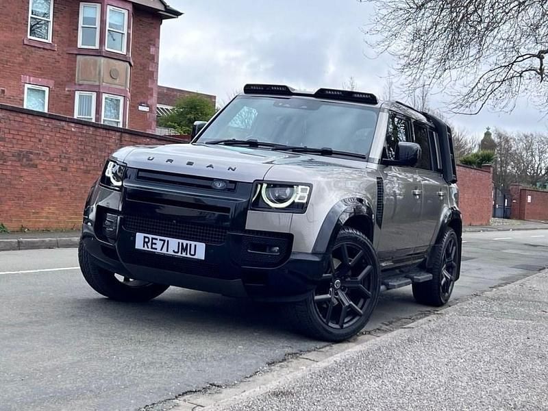 Used Land Rover Defender S 250 HP (183 kW) 2021 Silver SUV