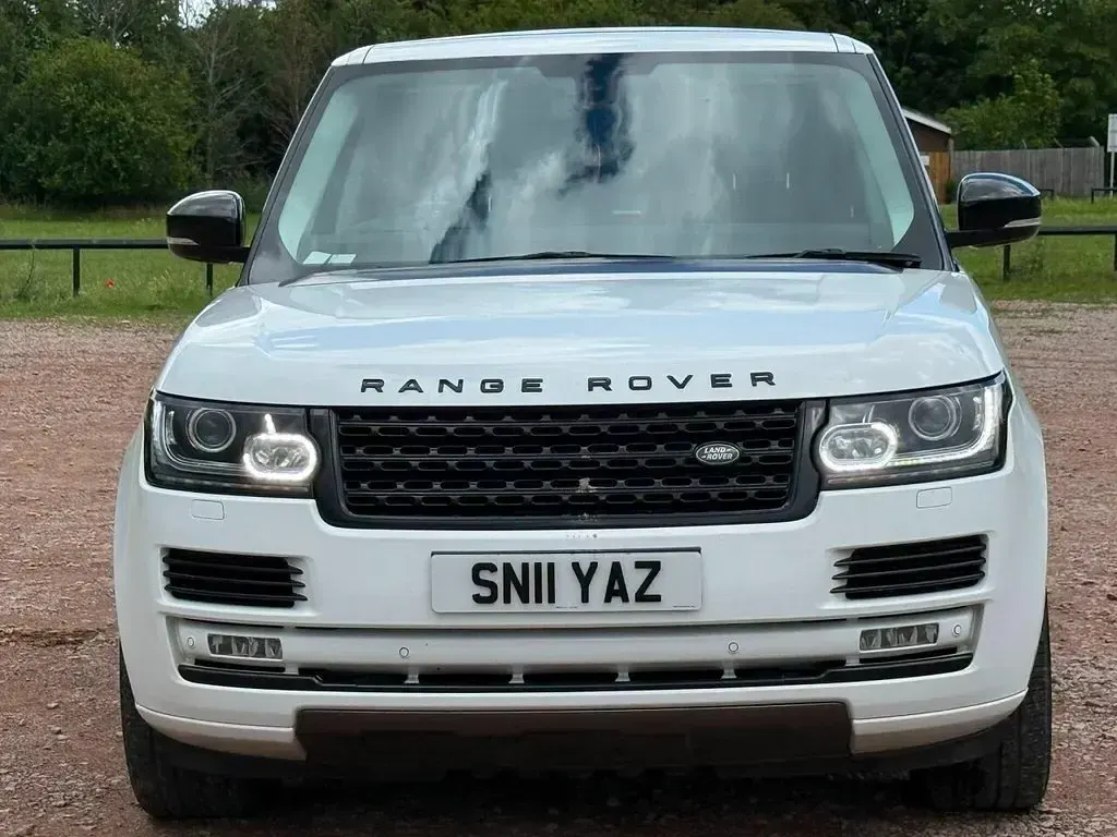 Used Land Rover Range Rover S 306 HP (225 kW) 2016 White SUV