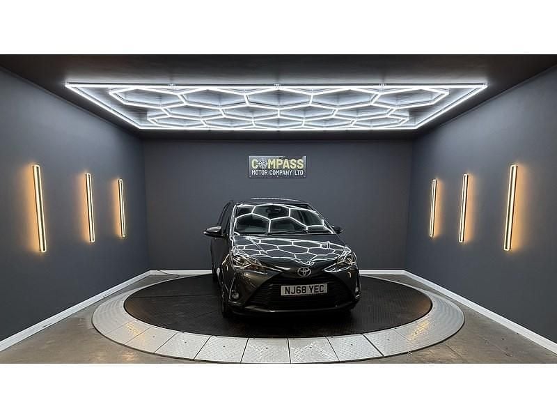 Used Toyota Yaris 2018 Grey Hatchback