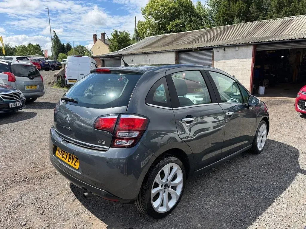 Used Citroën C3 SELECTION 82 HP (60 kW) 2013 Grey Hatchback