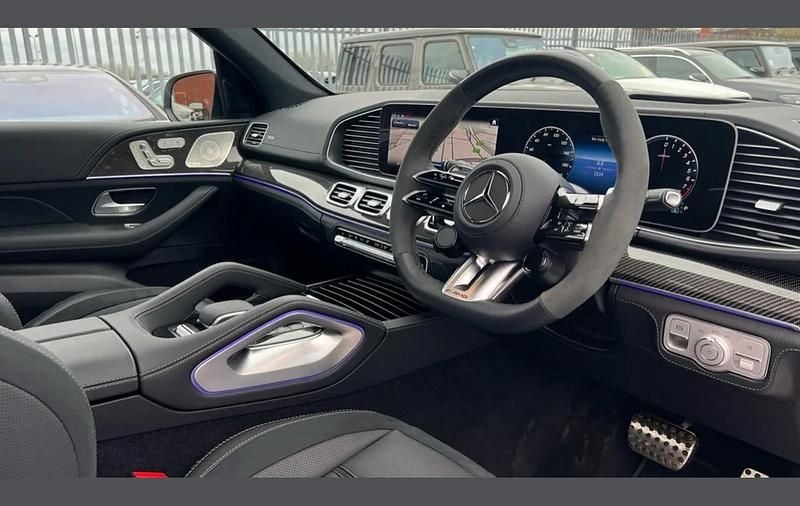 Used Mercedes GLE53 AMG Premium Plus 536 HP (394 kW) 2025 White SUV