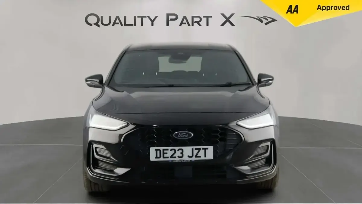 Used Ford Focus ST-Line 120 HP (88 kW) 2023 Black Hatchback