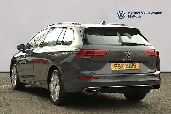Used VW Golf VIII Style 130 HP (95 kW) 2022 Grey Estate