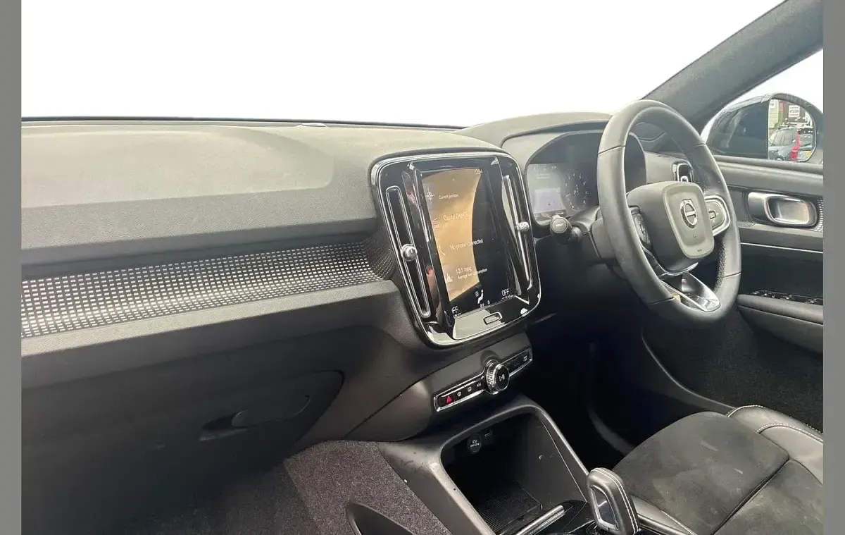 Used Volvo XC40 R-Design 161 HP (118 kW) 2022 Grey SUV