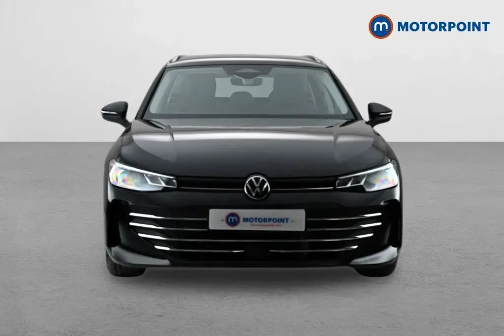 Used VW Passat Life 204 HP (150 kW) 2025 Black Estate