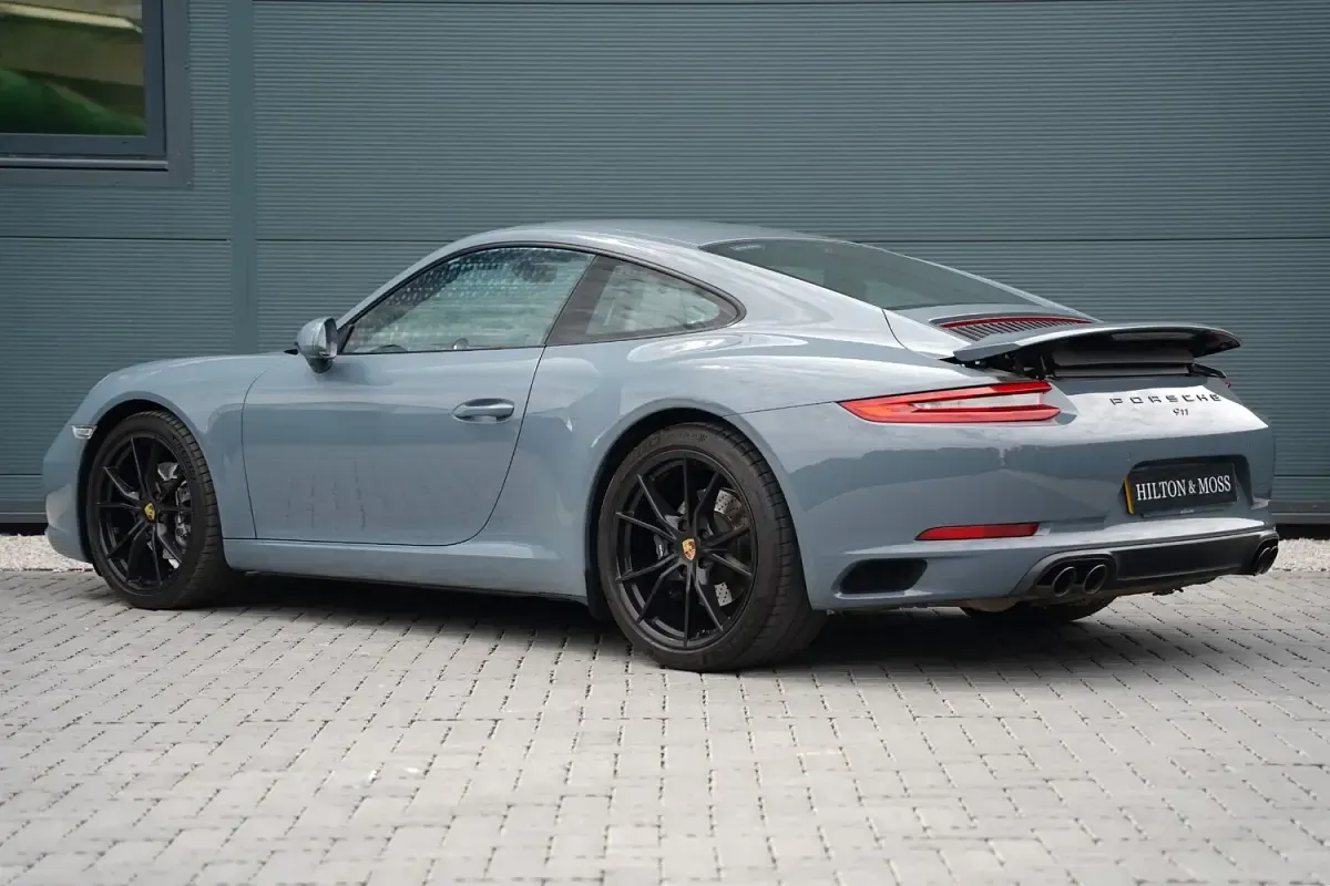 Used Porsche 991 370 HP (272 kW) 2016 Graphite blue Coupe