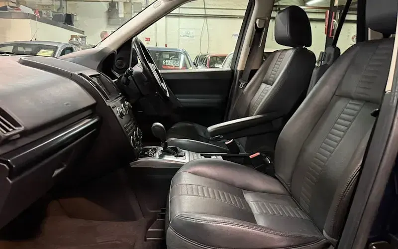 Used Land Rover Freelander 2 Dynamic 190 HP (139 kW) 2013 Blue SUV