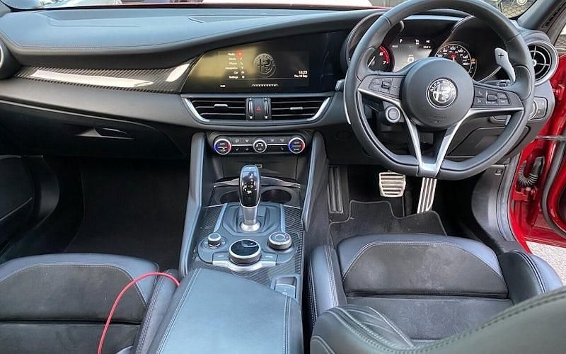 Used Alfa Romeo Giulia Ti 280 HP (205 kW) 2019 Sedan