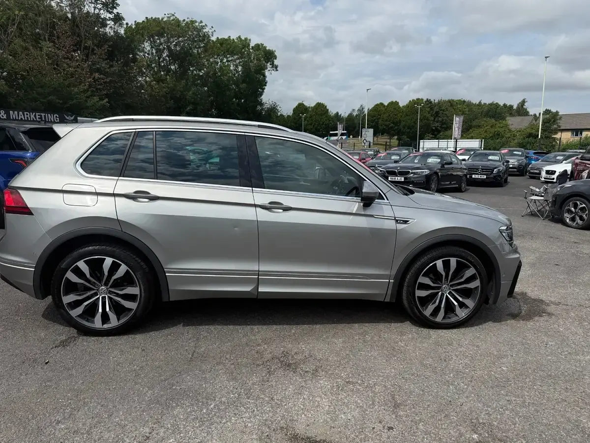 Used VW Tiguan R-line 150 HP (110 kW) 2020 Silver SUV