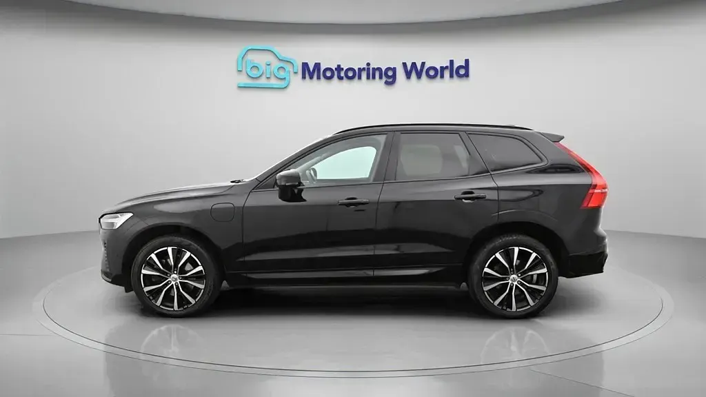 Used Volvo XC60 Ultimate 455 HP (334 kW) 2023 Black SUV